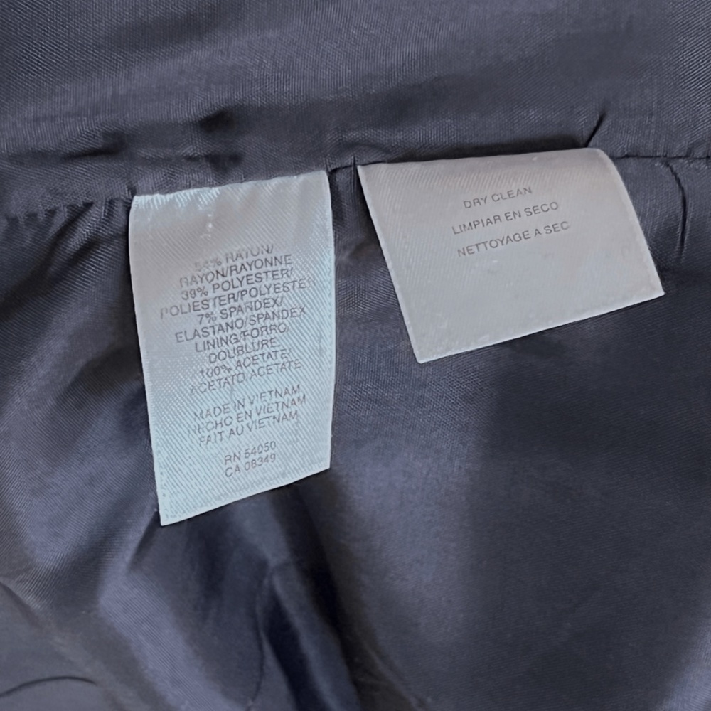Dark Blue-Black, Lightweight, 2-Button Blazer | Jones New York - Picture 7 of 7